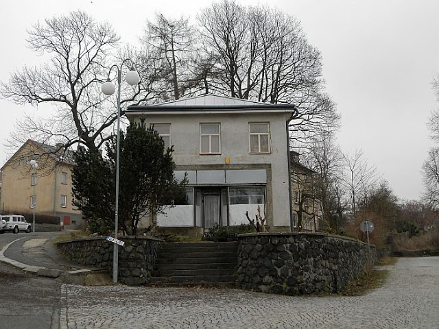 březen 2017